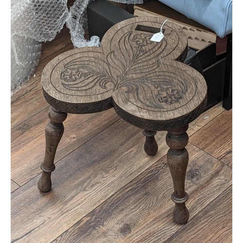 327 - 19th century spinning wheel stool without back
