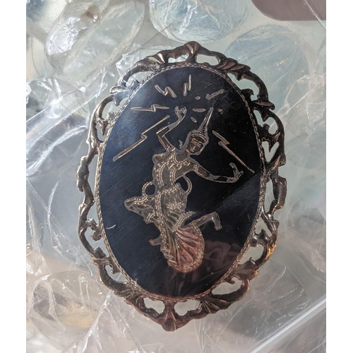 211 - 5 x 3.5 cm Thailand sterling silver dancing goddess pendant brooch