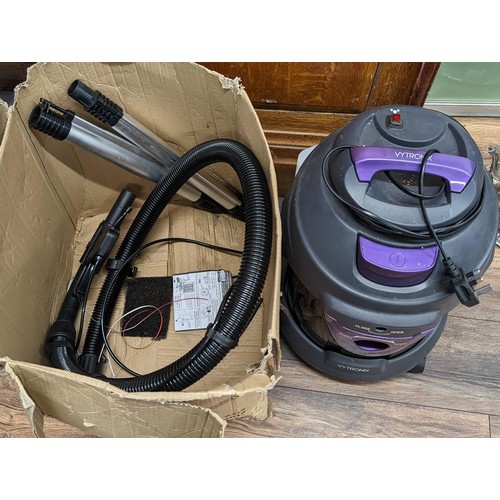 310 - Vytronix wet and dry vac hose and pipe only, no tools - very good suction but untried wet