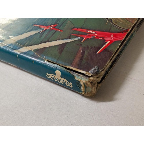 313 - All colour world of aircraft - David Mondey, 104 page hard back book with dust jacket