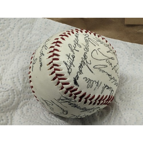 17 - Toronto Blue Jays fully autographed genuine leather Major League Baseball