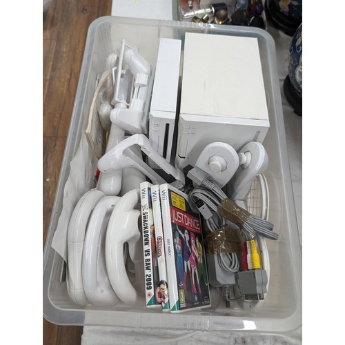 32 - Nintendo Wii games console with 3 x games and controllers etc