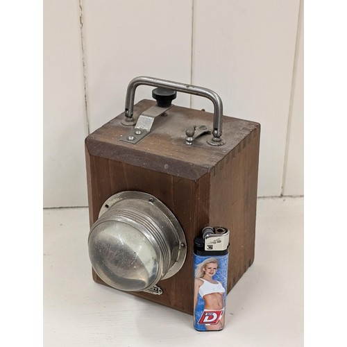 62 - Vintage Ever Ready morse code signalling lamp