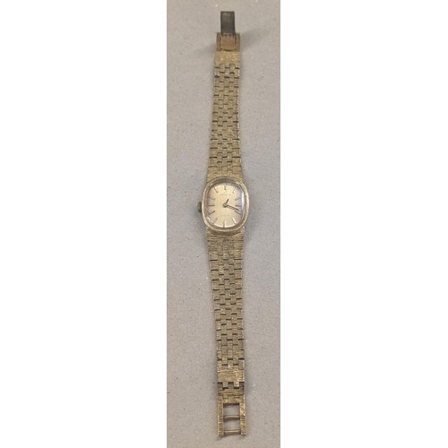 427 - Vintage Tissot Stylist ladies gold tone watch with extra links