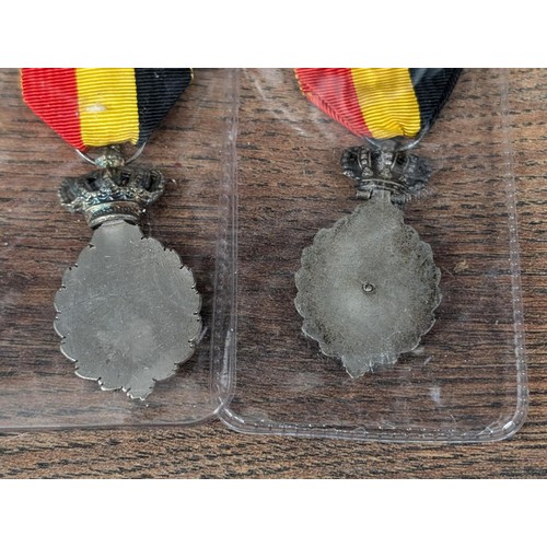 376 - Pair of 1914-1945 Belgian super civic medals with ribbons