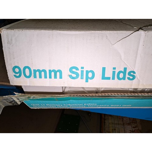 47 - Full wholesale box of 90mm catering sip lids