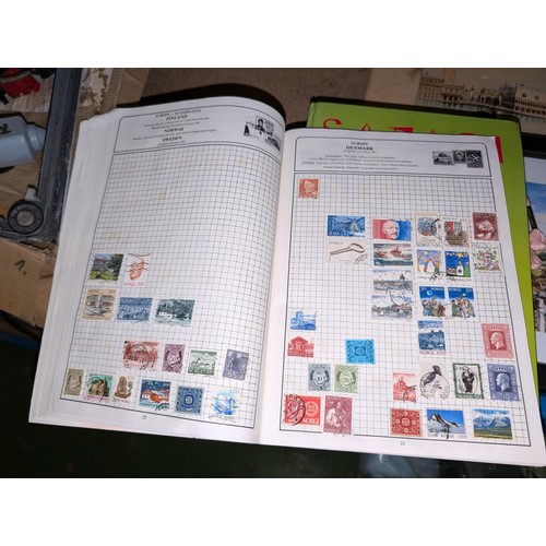 139A - The Globe master stamp album with stamps