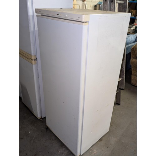 176 - 59.5 cm wide and 138 cm tall Proline frost free upright freezer - suitable as secondary/garage use