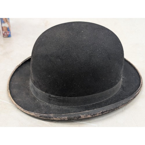 106 - Vintage Neills and Sons 'Excelite' the hare bowler hat