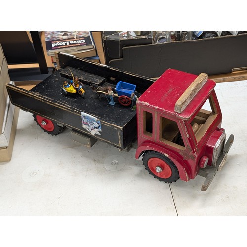 246 - Nearly 2 ft long scratch built wooden lorry, Britains horse and cart with 2 x farmer figures and vin... 