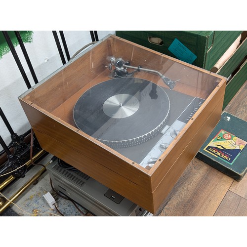 480 - Vintage and desirable Garrard 401 record player with Acos lustre precision pick up arm. Original and... 