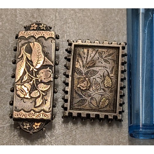 441 - 2 x 19th century white metal pin brooches with gilt detail and both missing pins