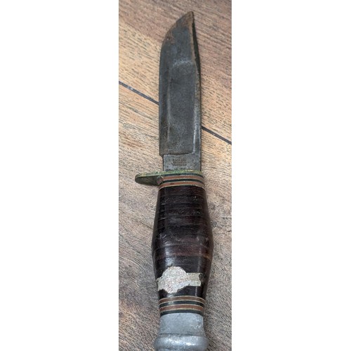 155 - Vintage William Rodgers hunting knife in leather sheath