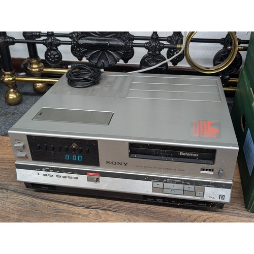 78 - Sony Betamax video cassette recorder model SL-C6UB powers up but other than that untested