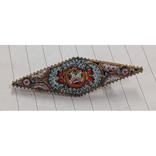 582 - 6cm long vintage diamond shaped large micro mosaic pin brooch on goldtone mount.