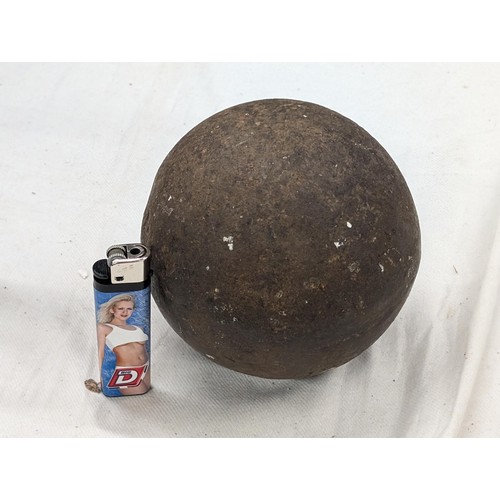 335 - Vintage cast iron shot putt/canon ball stamped 