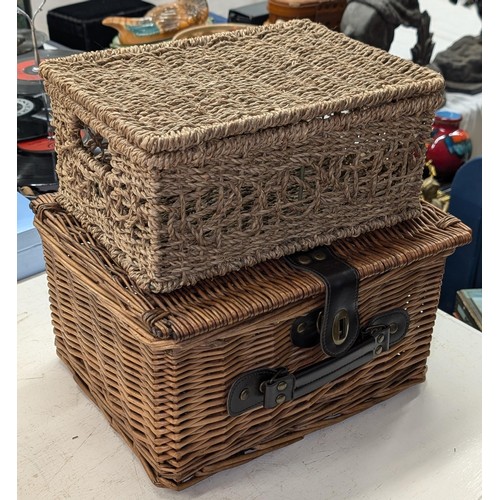 28 - 30 x 24 x 17cm Wicker and 28.5 x 20 x 12.5cm Seagrass storage/picnic baskets