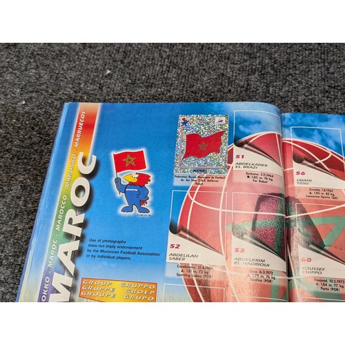 287 - Collection of assorted Panini etc football sticker albums, including some unused and some with varyi... 