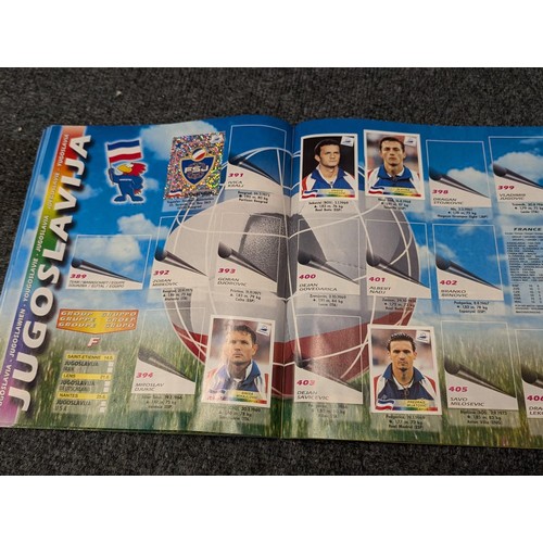 287 - Collection of assorted Panini etc football sticker albums, including some unused and some with varyi... 