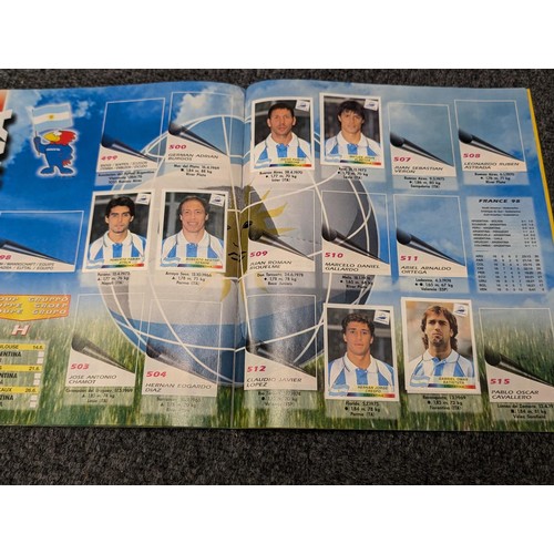 287 - Collection of assorted Panini etc football sticker albums, including some unused and some with varyi... 