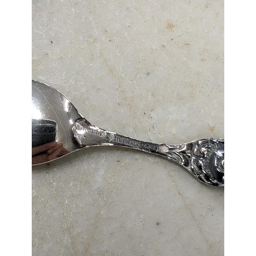 377 - 3 x Ornate Sterling silver cherub top salt spoons with plated cruet set, shaker and conserve pot