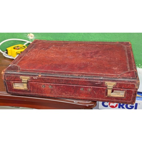 20 - Distressed old leather suitcase containing assorted Lledo, Oxford and Corgi trackside vehicles