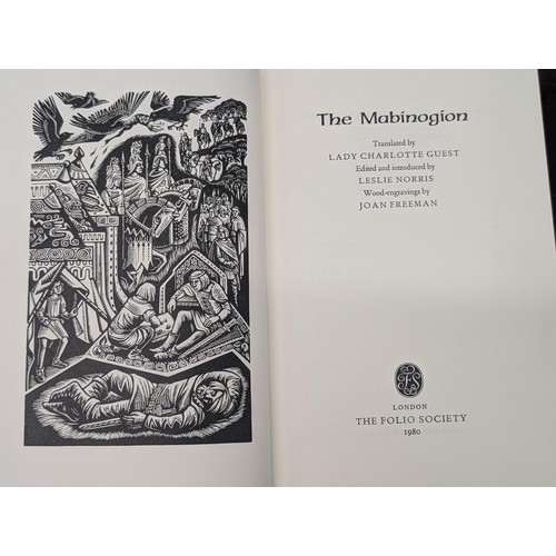 434 - The Mabinogion 1980 1st edition and Tarka The otter 2005 reprint, Folio Society books, near mint in ... 