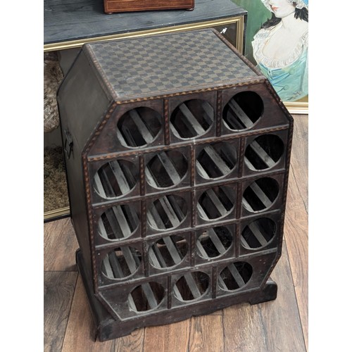 146 - 18 bottle wooden wine rack