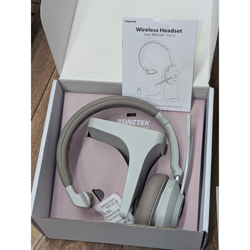 458 - Boxed Vonztek bluetooth wireless headset with microphone