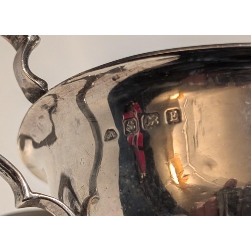 234 - Hallmarked silver gravy/sauce boat with engraved T initial, 1929 Adie Brothers Birmingham - 107 gm