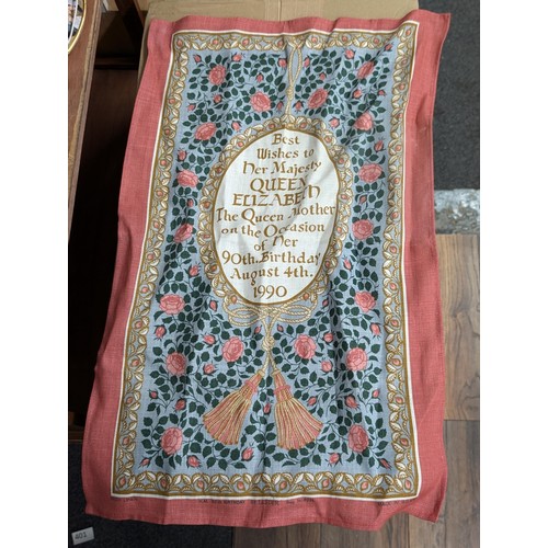 25 - Unused HM Queen Mother 90th birthday 1990 commemorative Irish linen tea towel  by Ulster