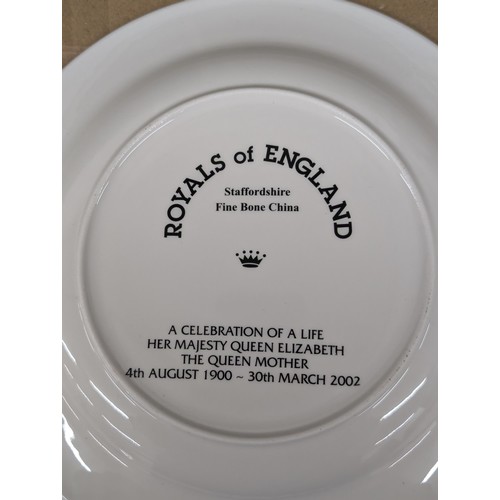 133 - Trio of Queen mother commemorative items being 2 x plates and 1 x dish