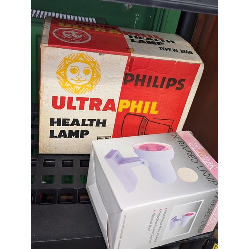 30 - Boxed vintage Philips ultraphil health lamp model KL2866 & modern boxed infra-red health lamp