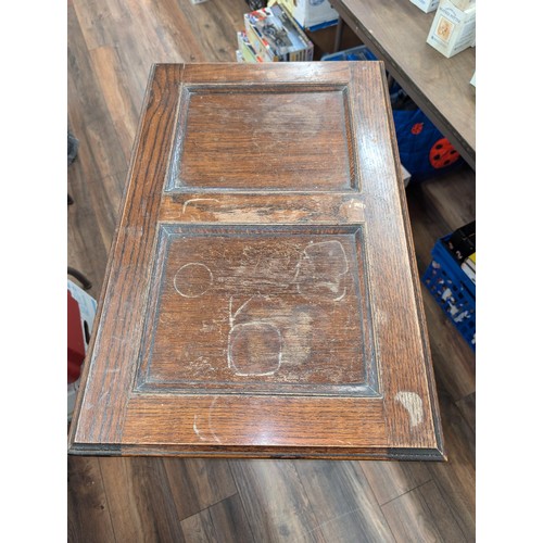 232 - 1920/30s Fullotone sound box wind up record player in Oak cabinet with assorted 78s and long play re... 