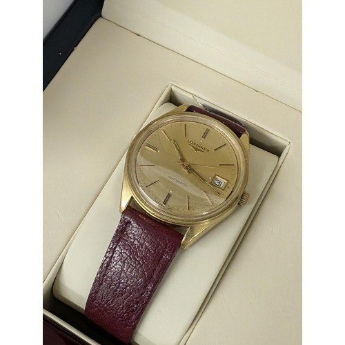 427 - Working vintage Longines automatic calendar watch with stamped bezel and Longine buckle, boxed and w... 