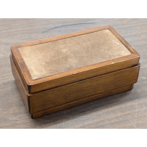 146 - Suede topped wooden jewellery box complete with a selection of costume/dress jewellery