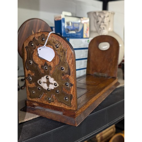 70 - 19th century desk top extending table/desk top book shelf, 13.5