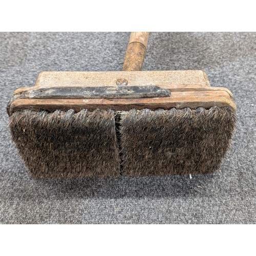 195 - Vintage very rare Ronuks wooden handle manual floor scrubber/polisher