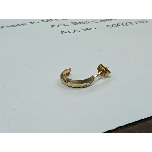 476 - Cased 9ct gold half hoop earrings