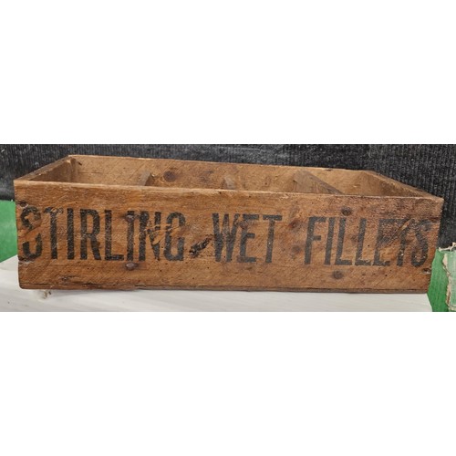 114 - Vintage wooden Stirling wet fillets box approx 14.5 x 6.25 x 3.75