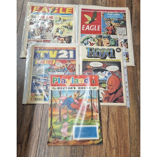 75 - Selection of early children's comics- being Eagle TV 21 and Playland