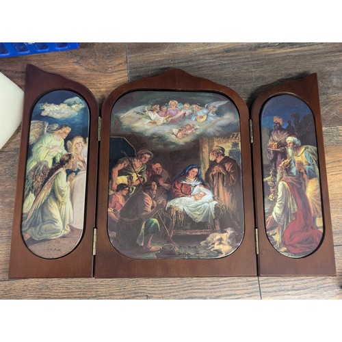 266 - Limited edition Bradford Exchange religious collectors plates being The last supper, 1895-1995 jubil... 