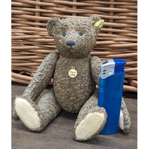 207 - Steiff - A1668 brown porcelain articulated bear, approx 6.25