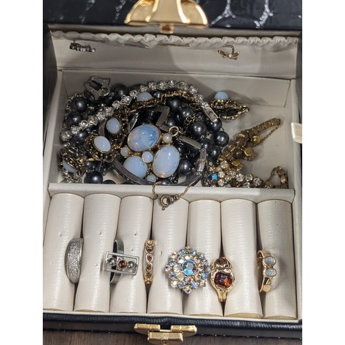 203 - New black Juliana jewellery box and contents