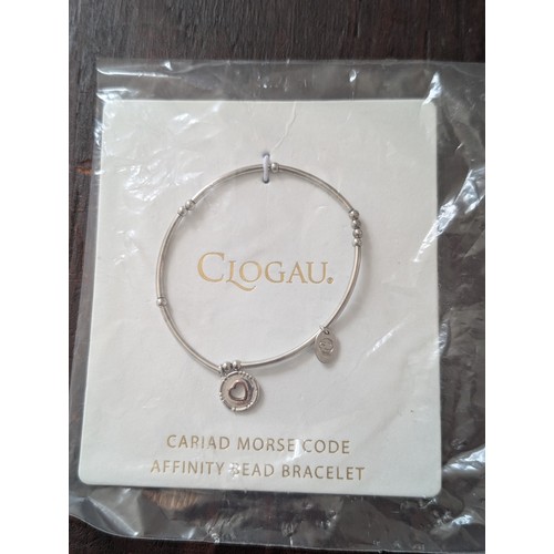 194 - As New Clogau Sterling Silver and 9ct Rose Gold Cariad Morse Code Affinity Bead Bracelet