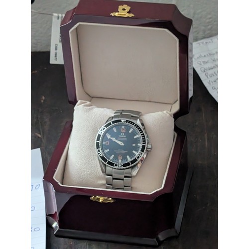 198 - Designer Style Working Master Chronometer Limited Edition Wrist Watch