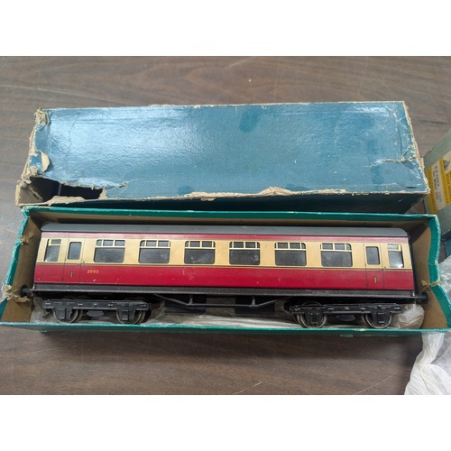 36 - Bassett-Lowke O Gauge BR 1st. Corridor Coach, 111/0