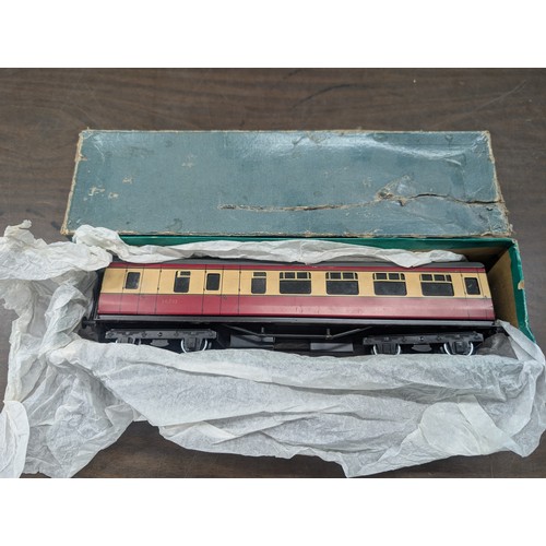 38 - A Bassett-Lowke O Gauge British Railways 3rd Brake End Coach, Model 112/0, in Crimson and Cream Live... 