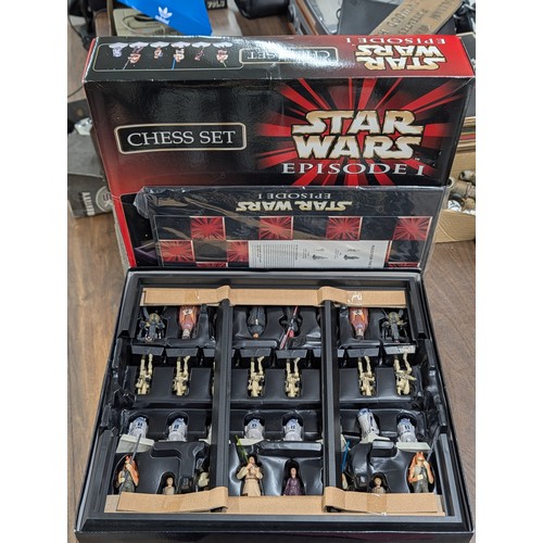 68 - As New/Unused Star Wars Episode I The Phantom Menace Chess Set