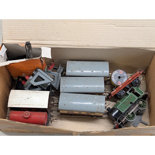 190 - A Collection of Hornby O Gauge Tinplate Clockwork Trains and Accessories, Plus Large Storage Tub Of ... 